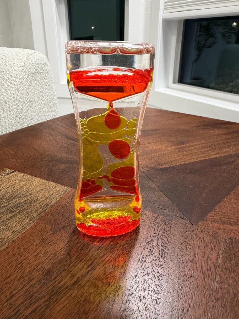 Liquid Lava Hourglass Timer Toy